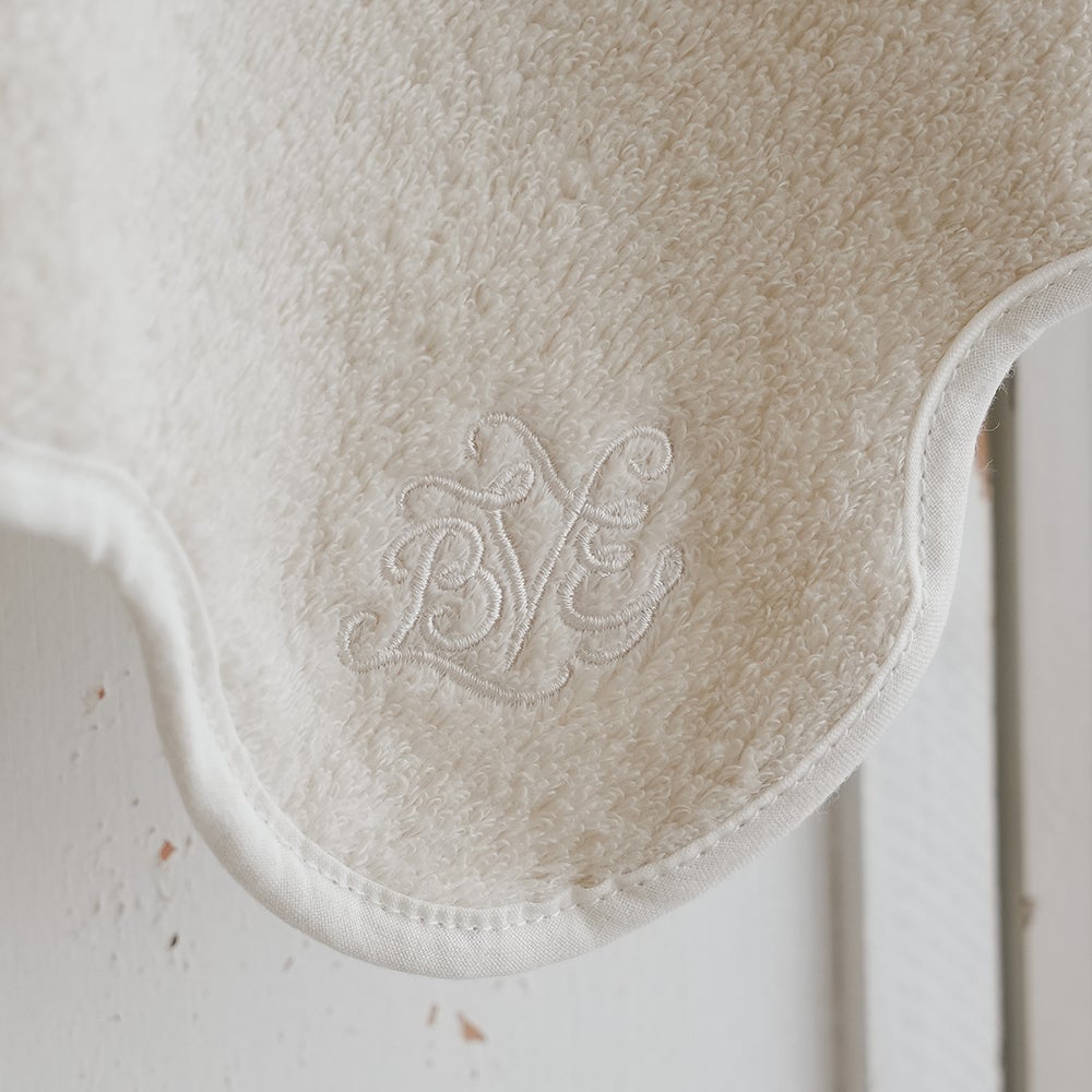 アンファン　マーク　ロゴ　刺繍　拡大